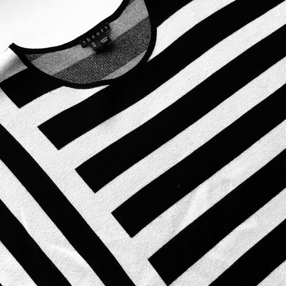 SALE! Theory Striped Dolman Top - Picture 3 of 6